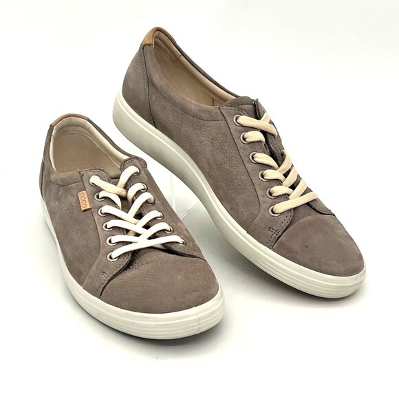 Ecco Soft Nubuck Leather Casual Sneakers Shoes Womens 9 Warm Grey Extra Width - Picture 1 of 14